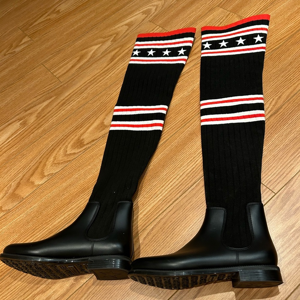 Size 35 Givenchy Knit & Leather Chelsea Boots, Black and Red
